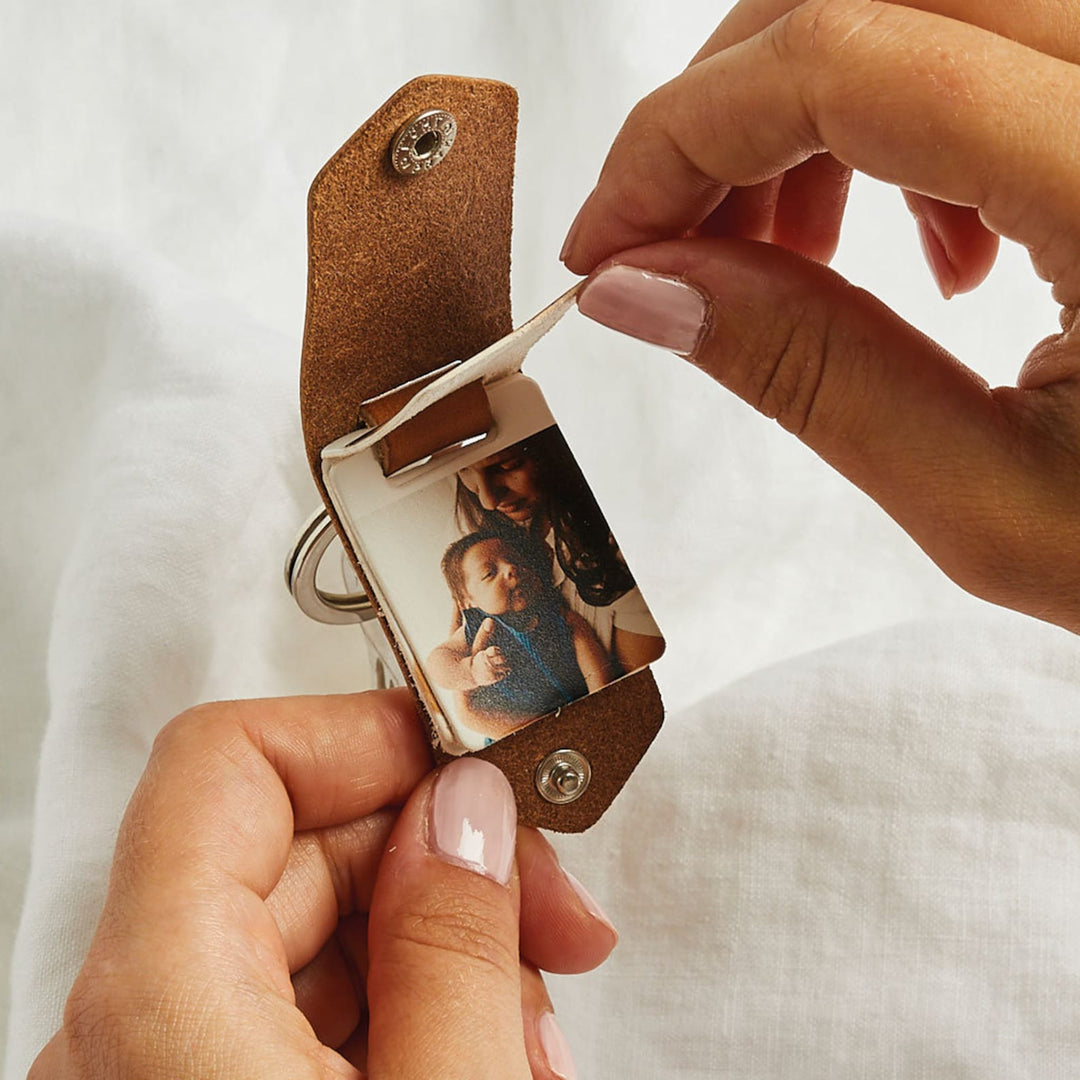 Porte-clés en cuir personnalisé avec plusieurs photos - Souvenir unique