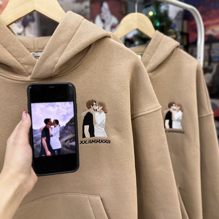 Sweat-shirt photo de famille couple personnalisé avec anniversaire