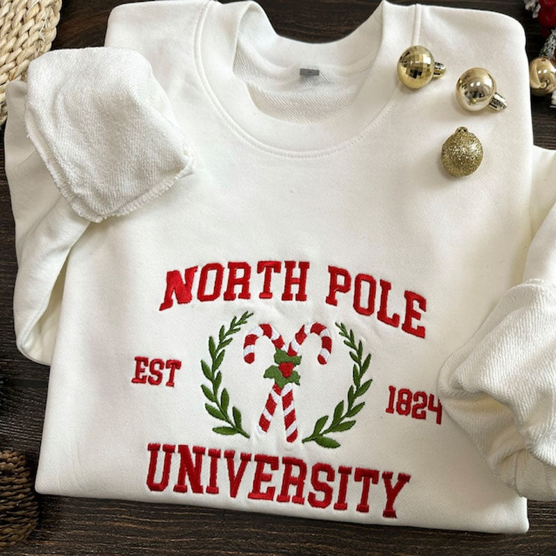 North Pole University Embroidered Sweatshirt et  Hoodie année personnalisée