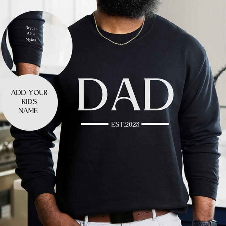 Sweat-shirt personnalisé Dad Est avec des noms d'enfants sur la manche