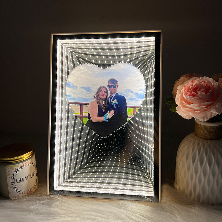 Cadre photo miroir 3D personnalisé en forme de cœur avec boîte lumineuse