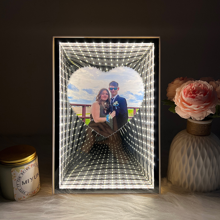Cadre photo miroir 3D personnalisé en forme de cœur avec boîte lumineuse