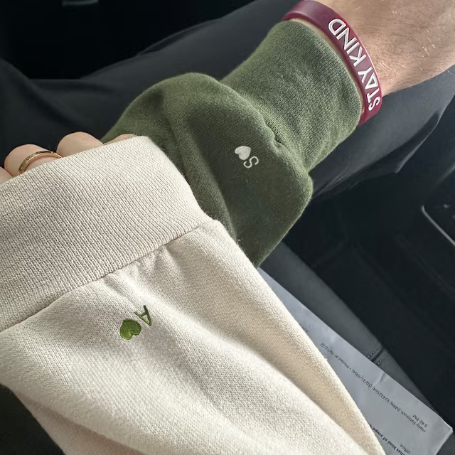 Sweatshirt à capuche brodé personnalisé pour des animaux de compagnie