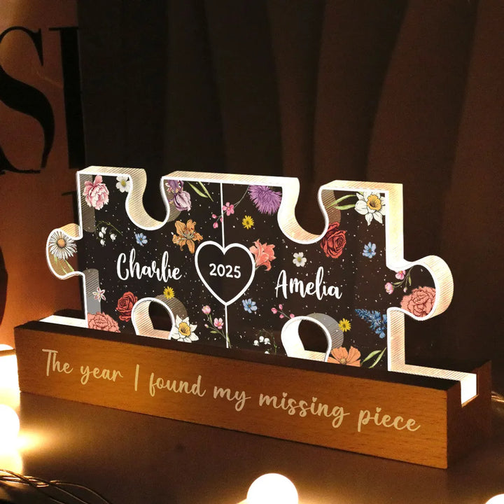 You Are My Missing Piece-Veilleuse LED en acrylique personnalisée avec initiales de couple sur le thème floral