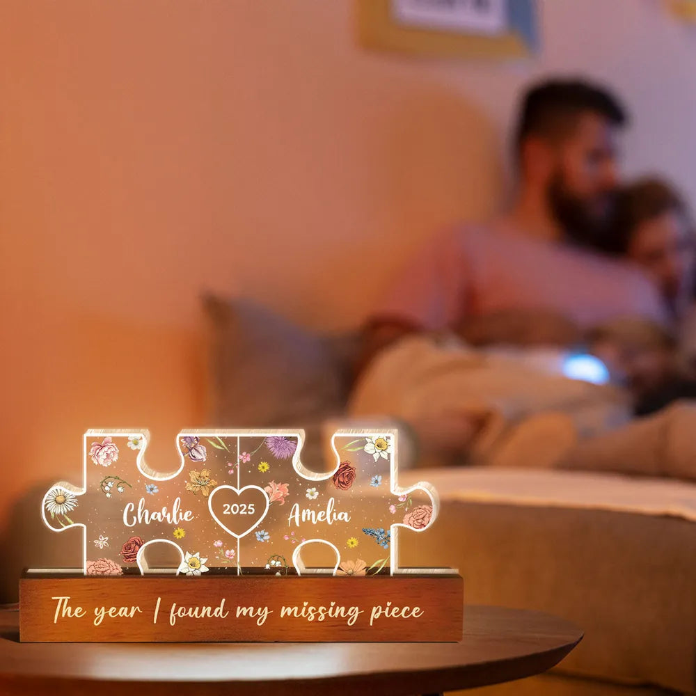 You Are My Missing Piece-Veilleuse LED en acrylique personnalisée avec initiales de couple sur le thème floral