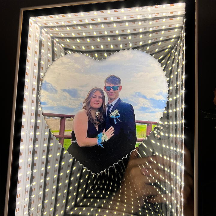 Cadre photo miroir 3D personnalisé en forme de cœur avec boîte lumineuse